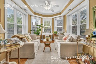1524 W Birchwood Ave in Chicago, IL - Building Photo
