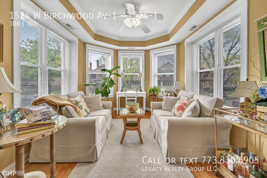 1524 W Birchwood Ave in Chicago, IL - Building Photo