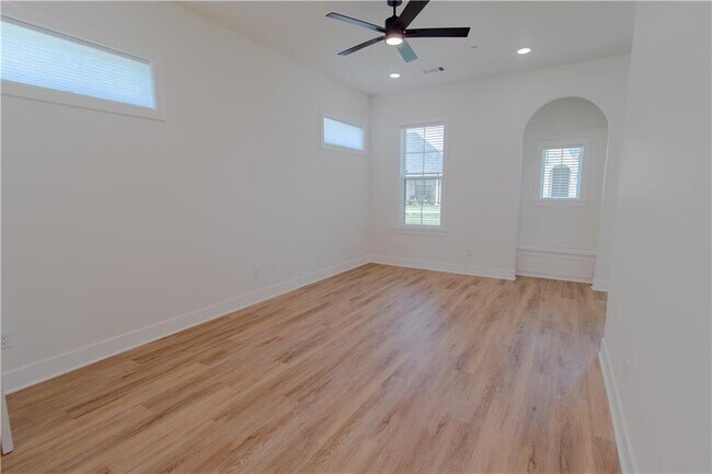 2333 S 31st Pl in Rogers, AR - Building Photo - Building Photo