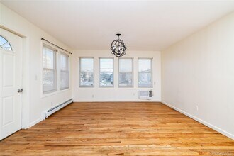 66 E Walnut St in Long Beach, NY - Building Photo - Building Photo