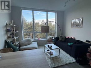5608-5608 Berton Ave in Vancouver, BC - Building Photo - Building Photo