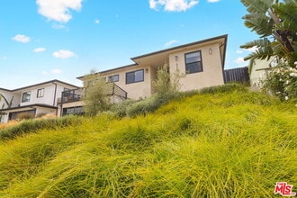 5664 Coliseum St in Los Angeles, CA - Building Photo - Building Photo