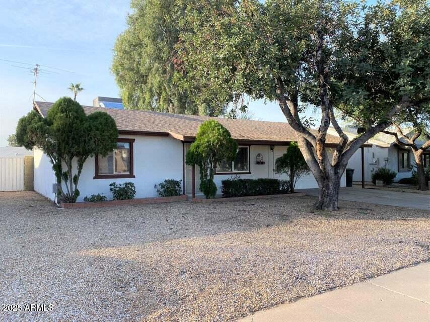 3509 E Acoma Dr in Phoenix, AZ - Building Photo