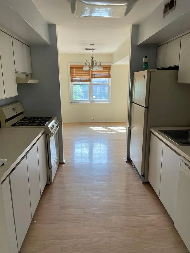 property at 117 Keystone Ct