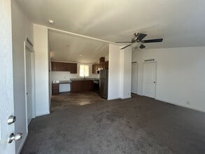 5645 Rd 236 in Ducor, CA - Building Photo - Building Photo