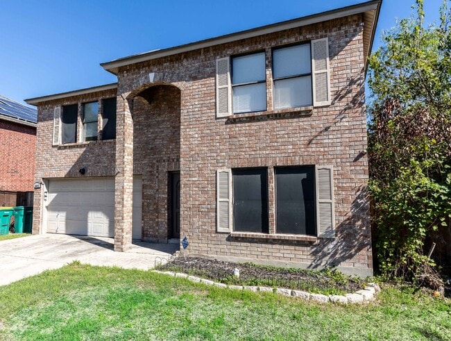 8423 Parry Path in Converse, TX - Building Photo - Building Photo