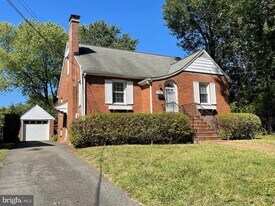 1526 N Utah St in Arlington, VA - Building Photo