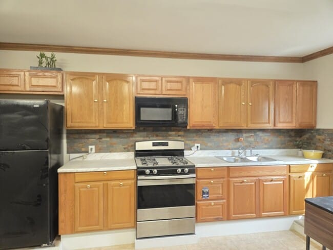 148 High St in Bristol, RI - Building Photo - Building Photo