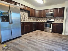 5813 Spruce Creek Rd in Port Orange, FL - Building Photo - Building Photo