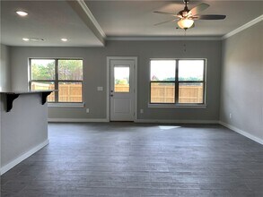 451 Red Robin St in Centerton, AR - Building Photo - Building Photo