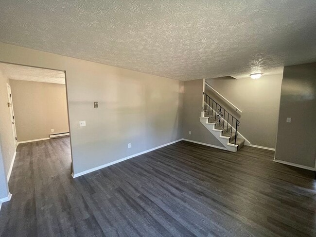 3425 Arnold Ave NW in Canton, OH - Building Photo - Building Photo