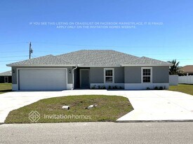927 NE 13th Ave in Cape Coral, FL - Building Photo