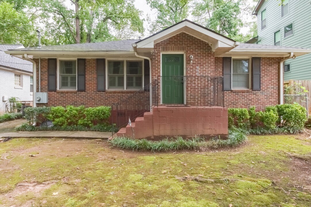 564 Parker Ave in Decatur, GA - Building Photo