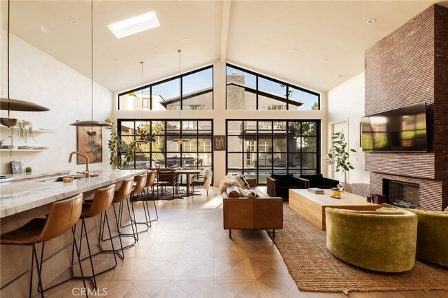 property at 354 5th Ave