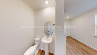 7675 Merchants Way in Jacksonville, FL - Building Photo - Building Photo