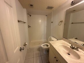 3865 Campenero Ct in Jacksonville, FL - Building Photo - Building Photo