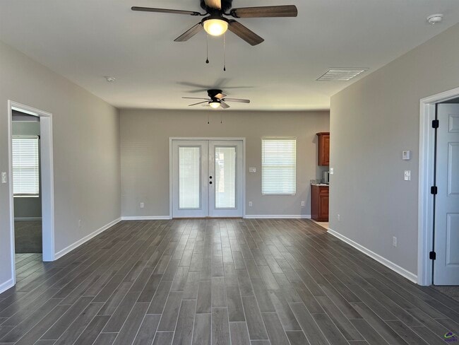 99 Azalea Ave in Bonaire, GA - Building Photo - Building Photo