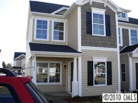 9705 Turning Wheel Dr in Charlotte, NC - Building Photo