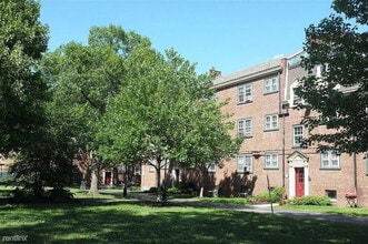 674 Perth Pl, Unit D in Philadelphia, PA - Foto de edificio - Building Photo