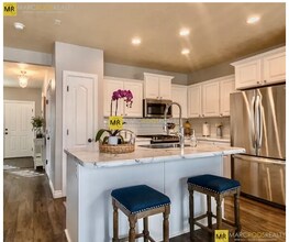 252 E Eagle St, Unit 2 in Boston, MA - Building Photo - Building Photo