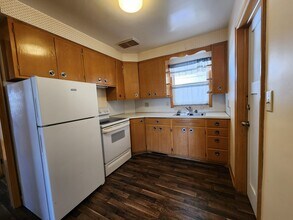 1220 10th Ave N in St. Cloud, MN - Building Photo - Building Photo