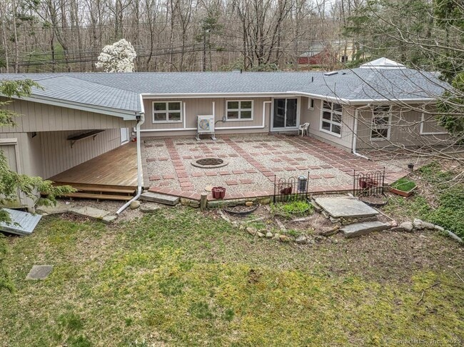 141 Gurleyville Rd in Mansfield, CT - Building Photo - Building Photo