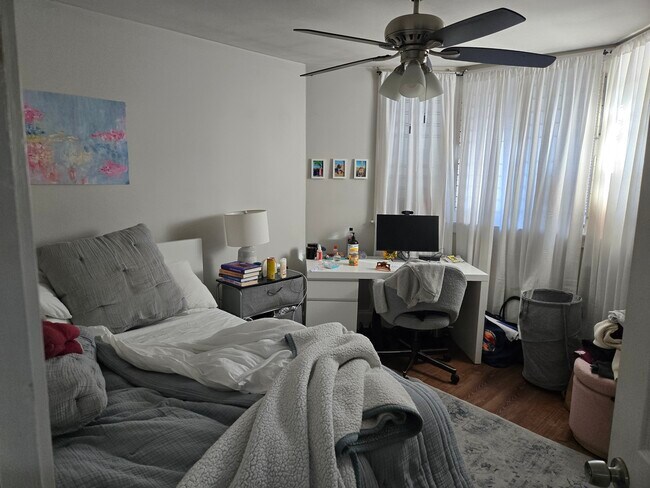 733 Parker St, Unit 1