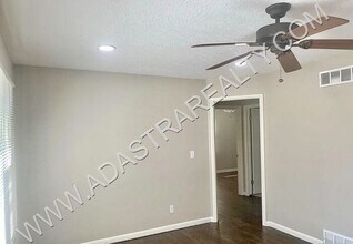 6200 Northern Ave in Raytown, MO - Building Photo - Building Photo