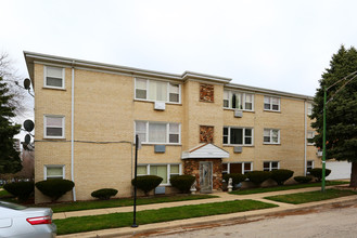 8500 W Rascher Ave in Chicago, IL - Building Photo - Building Photo