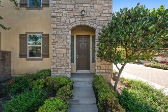 2890 S Via Belamaria in Ontario, CA - Building Photo - Building Photo
