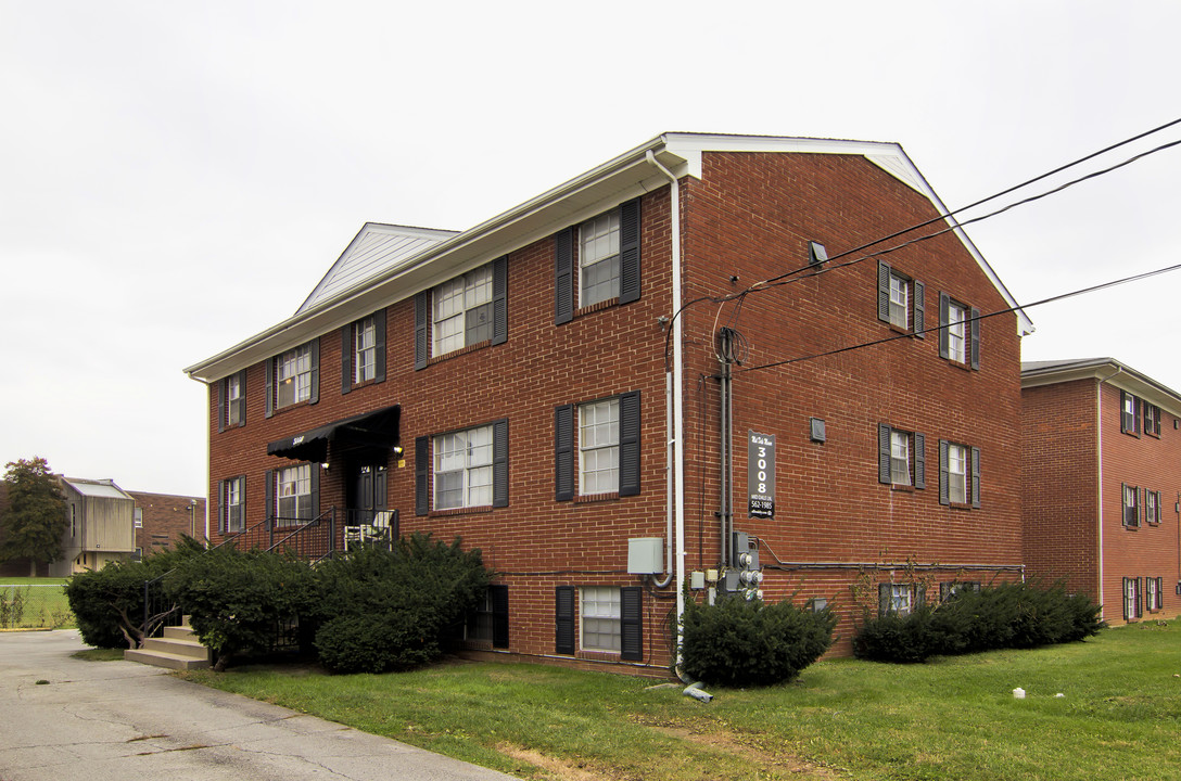 3008-3010 Mid Dale Ln in Louisville, KY - Building Photo