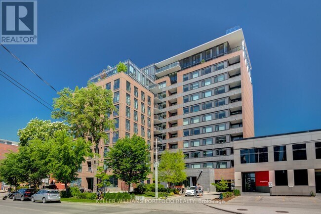 property at 400 Wellington St W