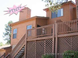 212 Creekside Cir in Prescott, AZ - Building Photo