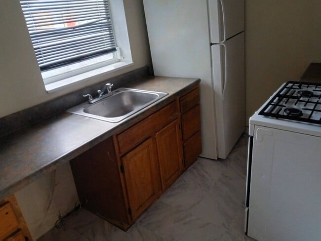 1915 E Tioga St in Philadelphia, PA - Building Photo - Building Photo