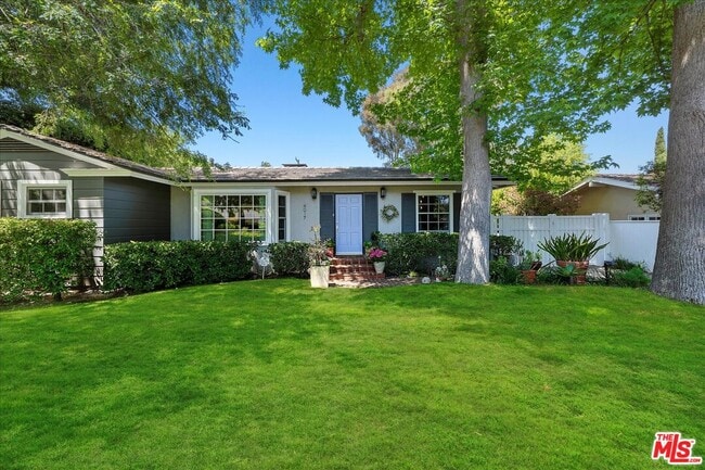 4017 Vía Gavilan in Palos Verdes Estates, CA - Building Photo - Building Photo