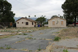 16304-16330 Foothill Blvd in Fontana, CA - Building Photo - Building Photo