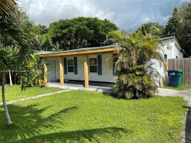 property at 5921 SW 62nd St