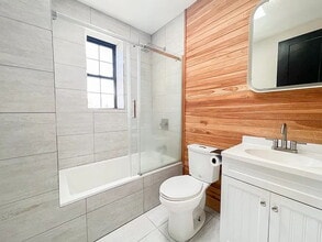 276 E 23rd St in Brooklyn, NY - Building Photo - Building Photo
