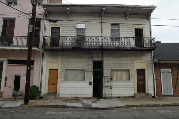 1415 Chartres St in New Orleans, LA - Foto de edificio - Building Photo