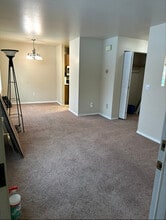 4225 Marik St in Anchorage, AK - Building Photo - Building Photo