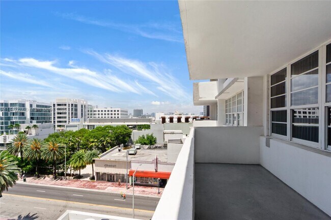 property at 100 Lincoln Rd