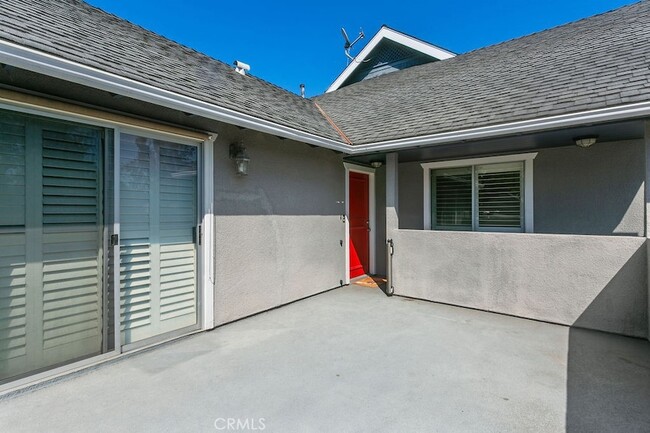 431 E Washington Ave in Orange, CA - Building Photo - Building Photo