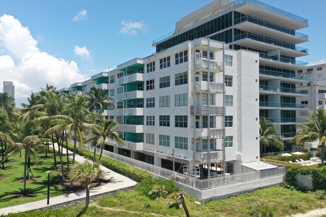 301 Ocean Dr in Miami Beach, FL - Building Photo - Building Photo