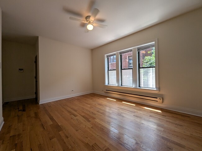 3832 N Fremont St, Unit #3831-217