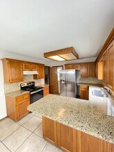 512 N 37th St in Rogers, AR - Building Photo - Building Photo