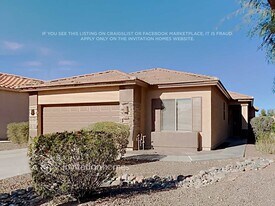 12552 W Estero Ln in Litchfield Park, AZ - Building Photo