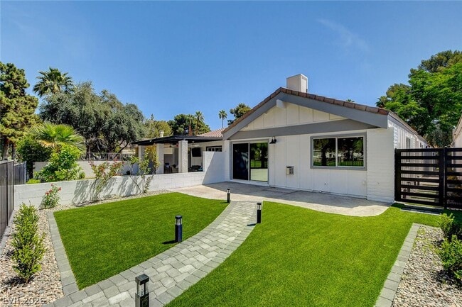 property at 2999 Bel Air Dr