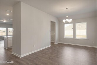 200 S Lakepointe Dr in Lafayette, LA - Building Photo - Building Photo