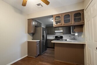 116 S Bouziden Dr in Moore, OK - Building Photo - Building Photo