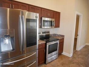 4579 Spike Ln in Horn Lake, MS - Building Photo - Building Photo